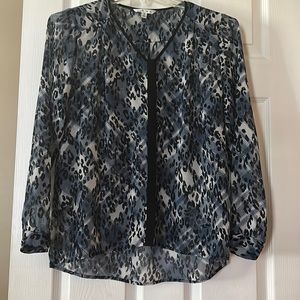 New without tags CAbi blouse size s